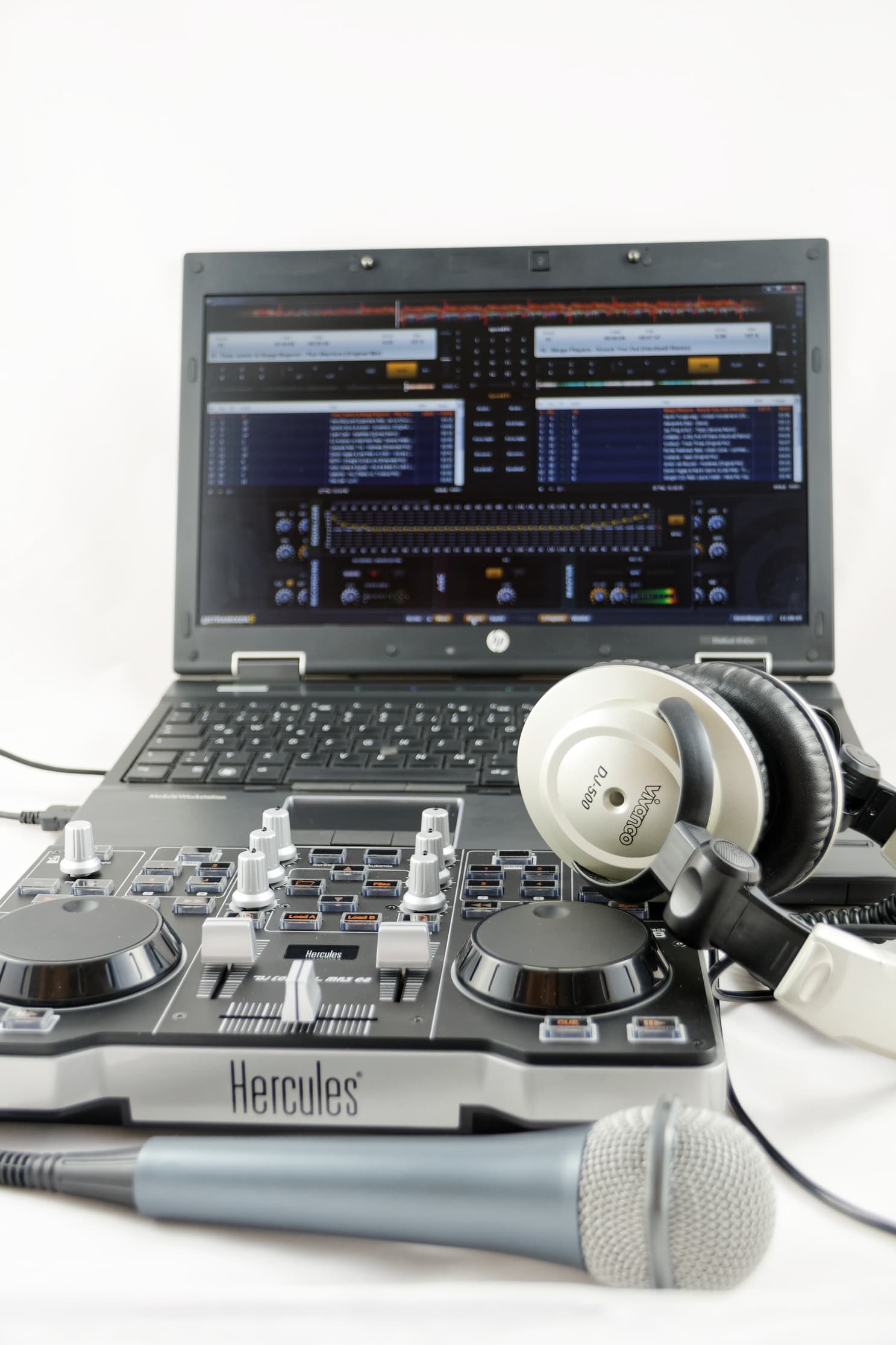  DJ Laptop Screen