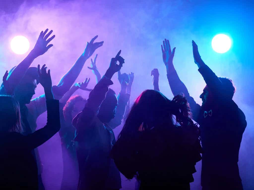 DJ mixing was invented to keep people dancing on the dancefloor